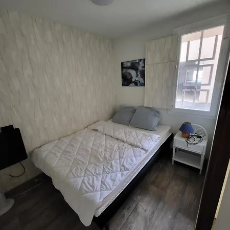 T2 Bis, 6p Secteur Richelieu Avec Terrasse, Piscine, Tennis, Parking Prive *