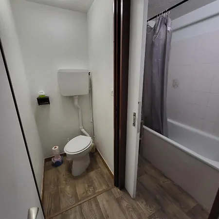 T2 Bis, 6p Secteur Richelieu Avec Terrasse, Piscine, Tennis, Parking Prive *